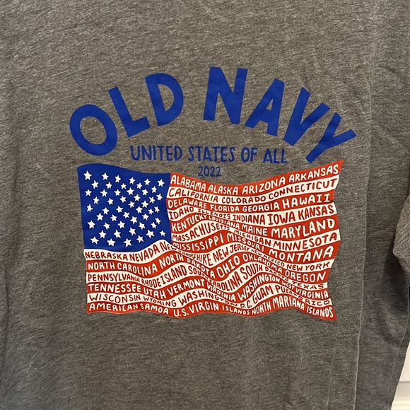 Old Navy Signature Patriotic Tshirt - Picture 3 of 4
